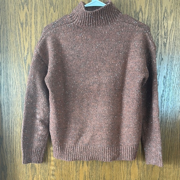 HEM & THREAD Speckled Turtleneck Sweater - Picture 4 of 5